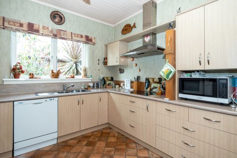 Photo of property in 111 North Street, Seaview, Timaru, 7910