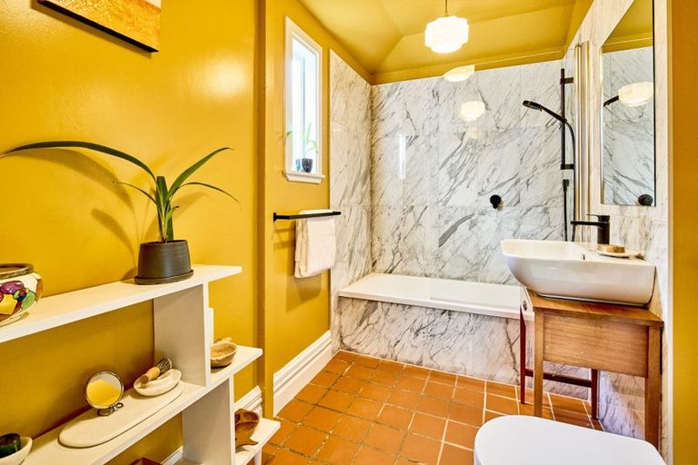 Photo of property in 230 Tinakori Road, Thorndon, Wellington, 6011