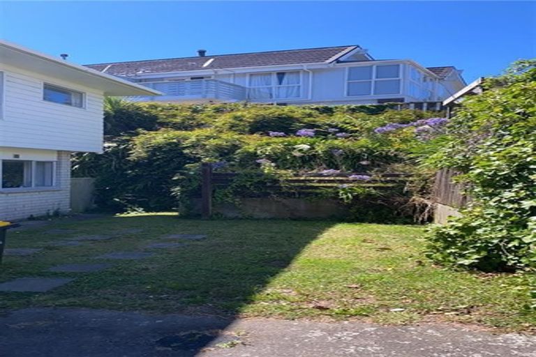 Photo of property in 13b Burdendale Grove, Churton Park, Wellington, 6037