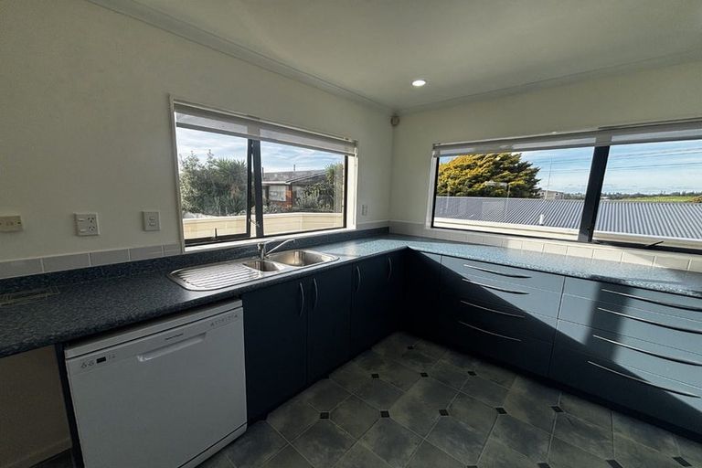 Photo of property in 26 Puni Street, Fitzroy, New Plymouth, 4312