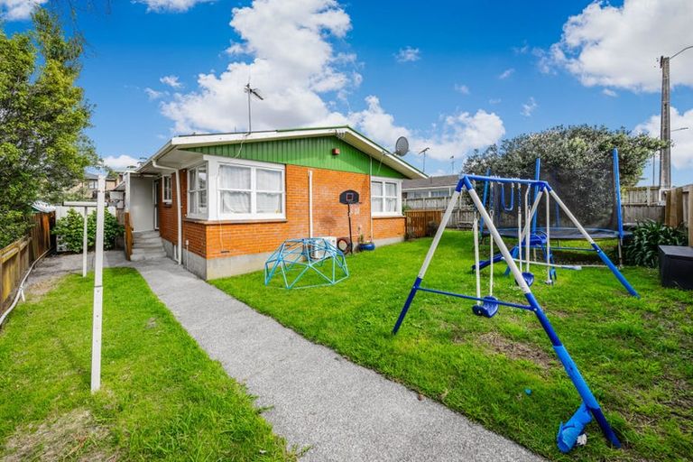 Photo of property in 1/94 Beaumonts Way, Manurewa, Auckland, 2102