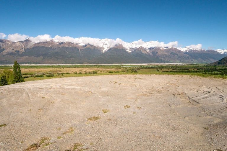 Photo of property in 5 Oxburn Lane, Glenorchy, 9372