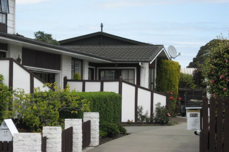 Photo of property in 1/17 Juniper Place, Burnside, Christchurch, 8053