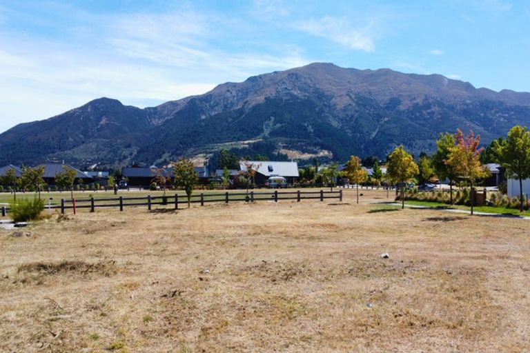 Photo of property in 13 Dingle Street, Lake Hawea, 9382