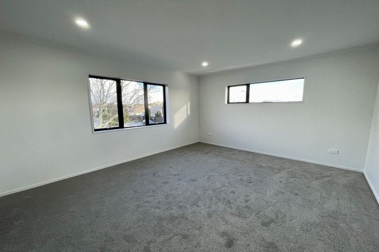 Photo of property in 65c Manuroa Road, Takanini, 2112