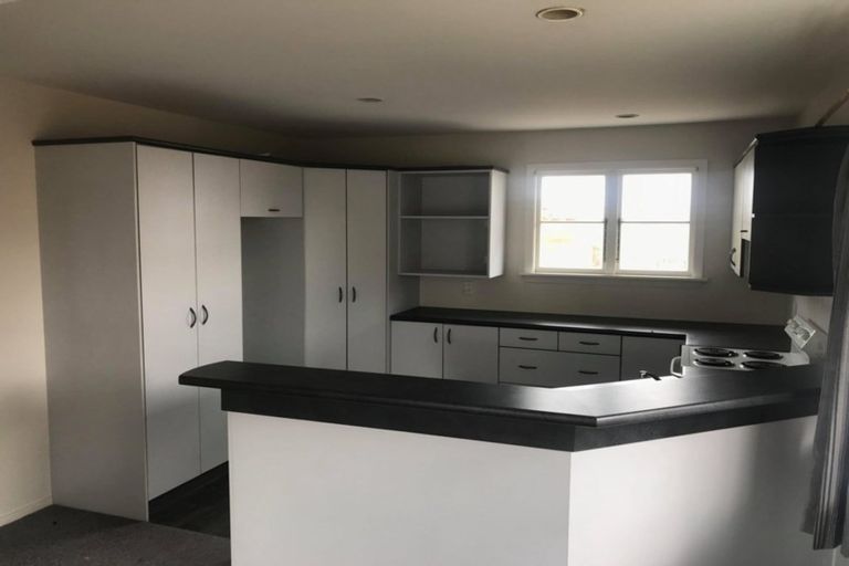 Photo of property in 12 Niagara Street, Wainoni, Christchurch, 8061