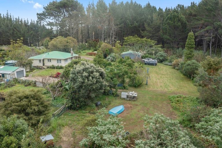 Photo of property in 141 Kellys Bay Road, Pouto, Te Kopuru, 0391