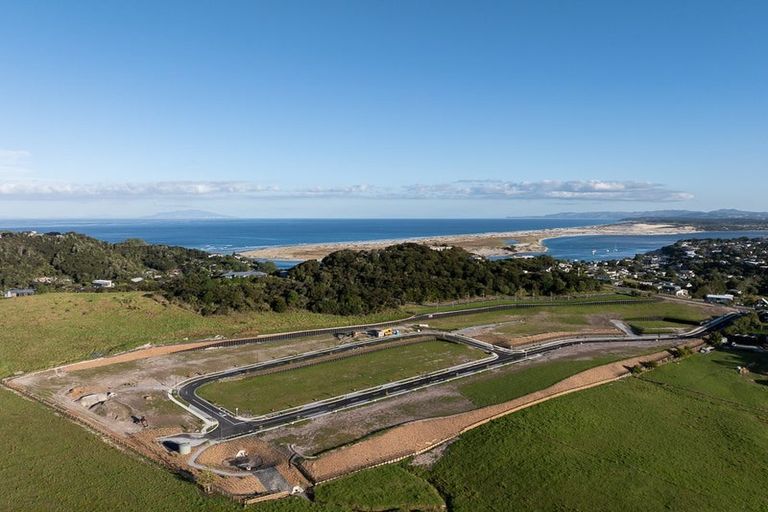 Photo of property in 55 Cullen Street, Mangawhai Heads, Mangawhai, 0505