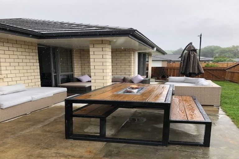 Photo of property in 52 Fairfax Crescent, Pyes Pa, Tauranga, 3112