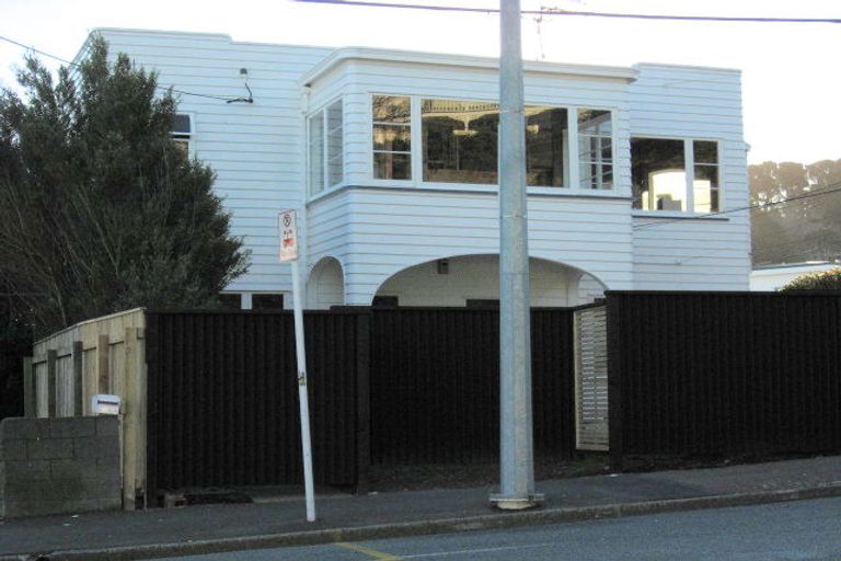 Photo of property in 122 Hamilton Road, Hataitai, Wellington, 6021