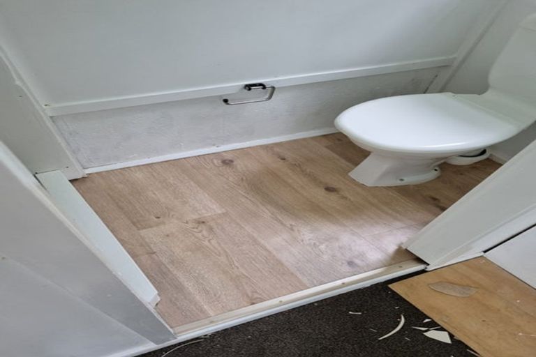 Photo of property in 28 Monowai Road, Johnsonville, Wellington, 6037