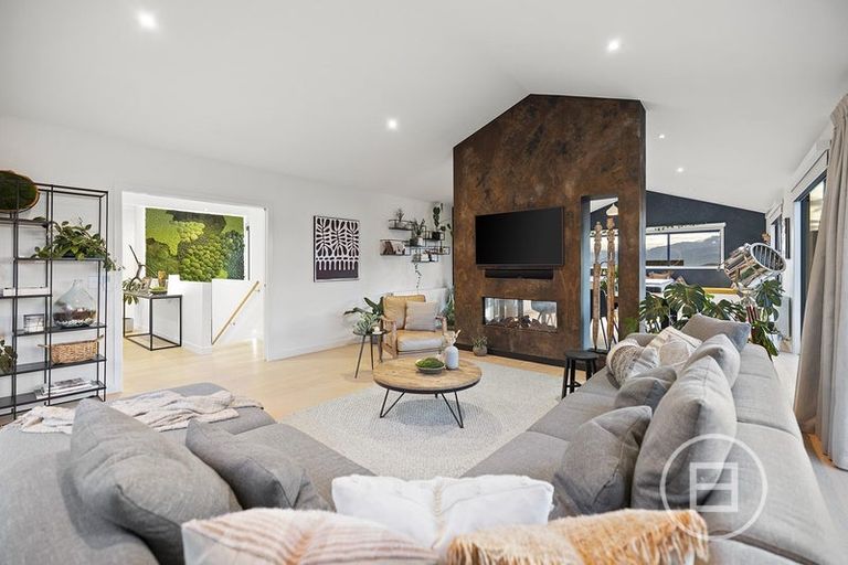 Photo of property in 3 Rabbiters Drive, Jacks Point, Queenstown, 9371