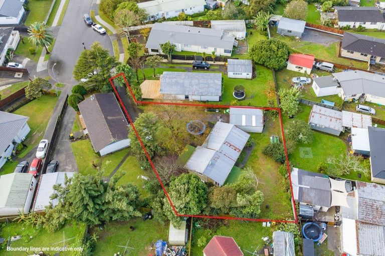 Photo of property in 22 Solo Place, Manurewa, Auckland, 2102