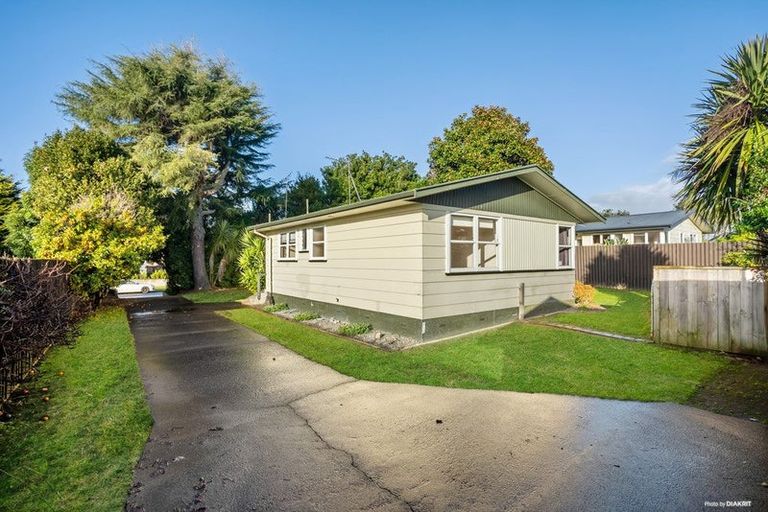 Photo of property in 14 Fuchsia Avenue, Pukete, Hamilton, 3200