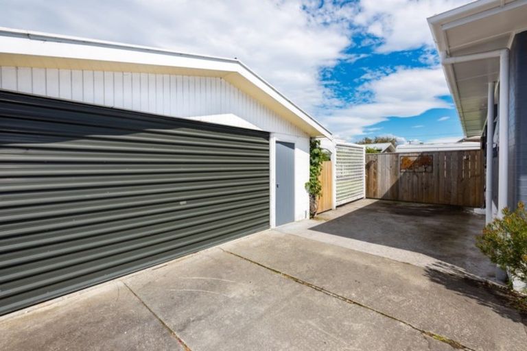 Photo of property in 6 Newbourne Crescent, Redwoodtown, Blenheim, 7201