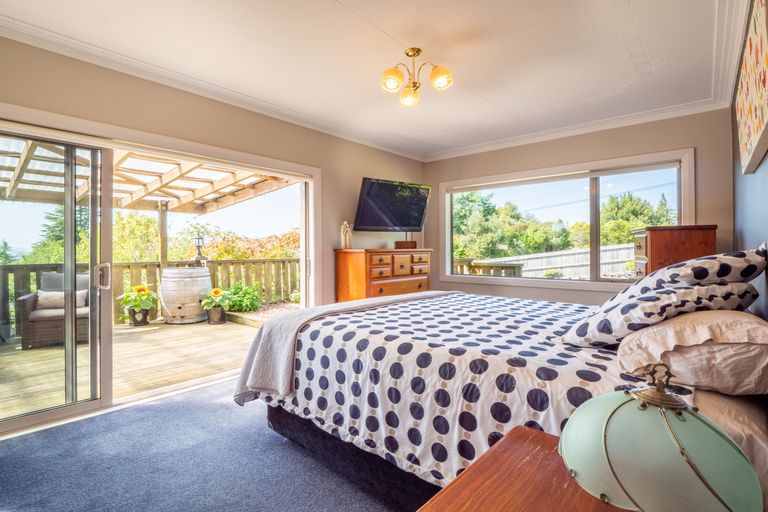 Photo of property in 28 Saddle Hill Road, Fairfield, Dunedin, 9076