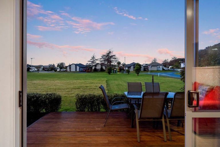 Photo of property in 14 Scoria Close, Pyes Pa, Tauranga, 3112