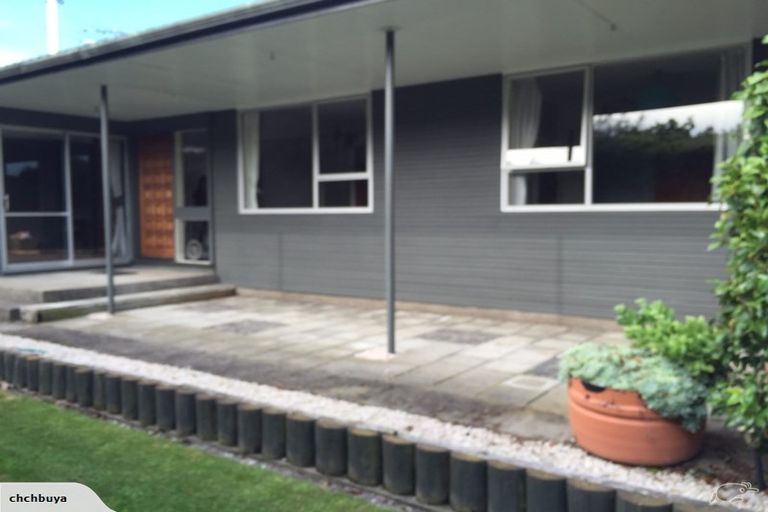 Photo of property in 71 Johns Road, Rangiora, 7400