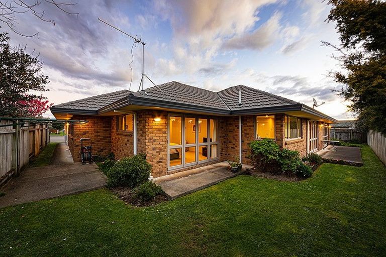 Photo of property in 21 Murphy Court, Highbury, Palmerston North, 4412