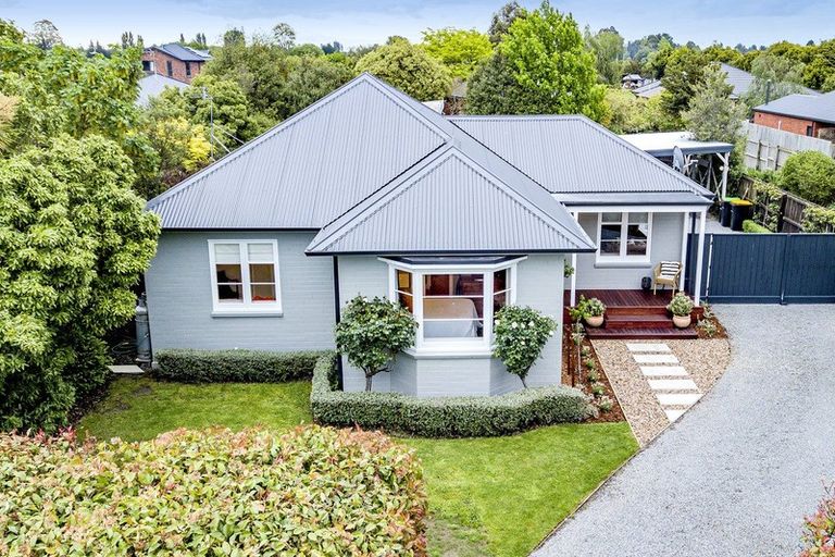 Photo of property in 11 Buckleys Road, Rangiora, 7400