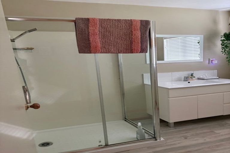 Photo of property in 14 Sandy Bay Road, Black Rock, Picton, 7282