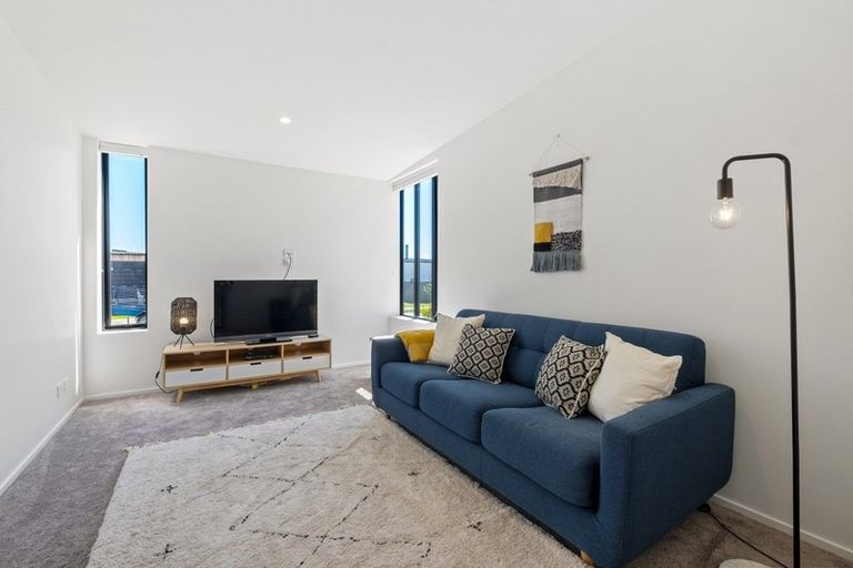 Photo of property in 19 Stackbrae Avenue, Wanaka, 9305