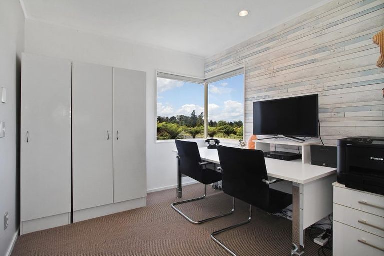 Photo of property in 27 Stella Drive, Clarks Beach, 2122