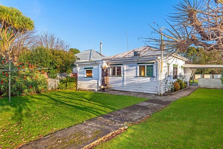 Photo of property in 104 Iranui Road, Inner Kaiti, Gisborne, 4010