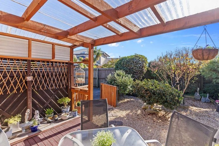 Photo of property in 7b Thistledown Place, Woolston, Christchurch, 8062
