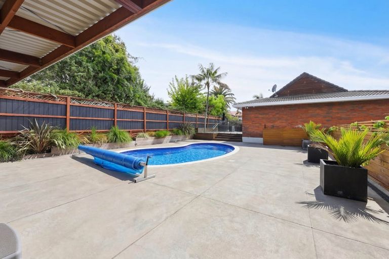 Photo of property in 5 Vintage Drive, Henderson, Auckland, 0612