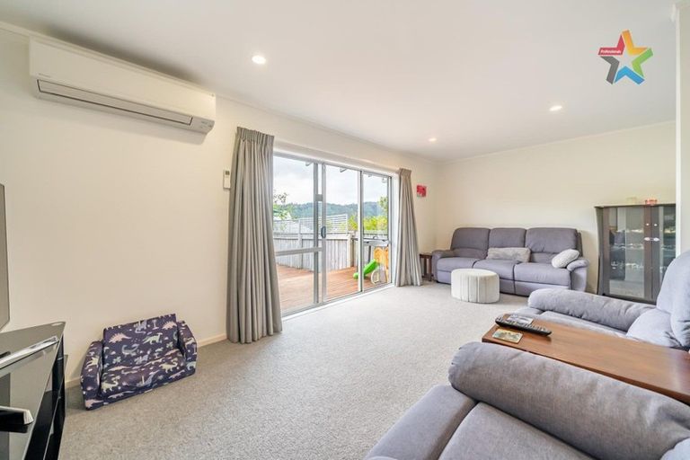 Photo of property in 34 Fenchurch Grove, Stokes Valley, Lower Hutt, 5019