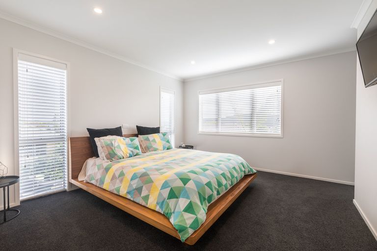 Photo of property in 63 Tapu Road, Huapai, Kumeu, 0810
