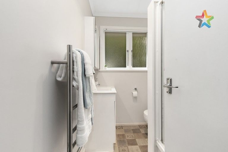 Photo of property in 50a Dyer Street, Epuni, Lower Hutt, 5011