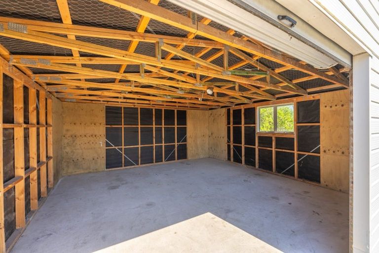 Photo of property in 14 Totara Street, Otaki, 5512