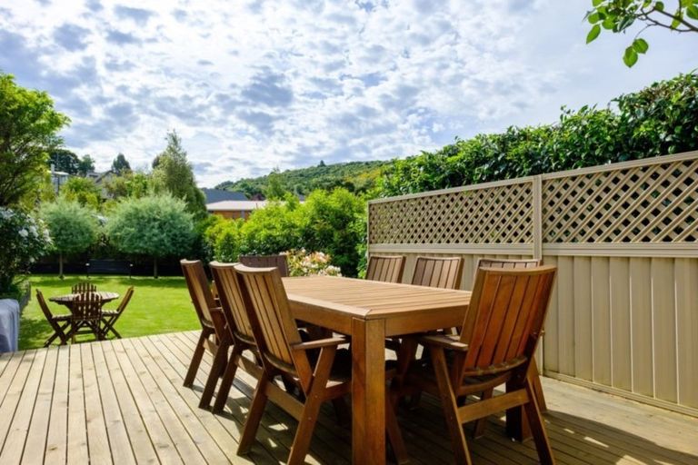 Photo of property in 15 Colquhoun Street, Glenross, Dunedin, 9011