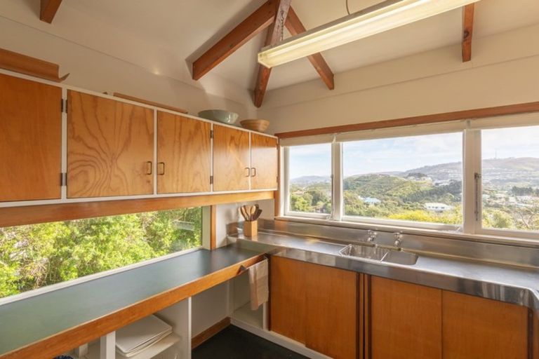 Photo of property in 89 Black Rock Road, Newlands, Wellington, 6037