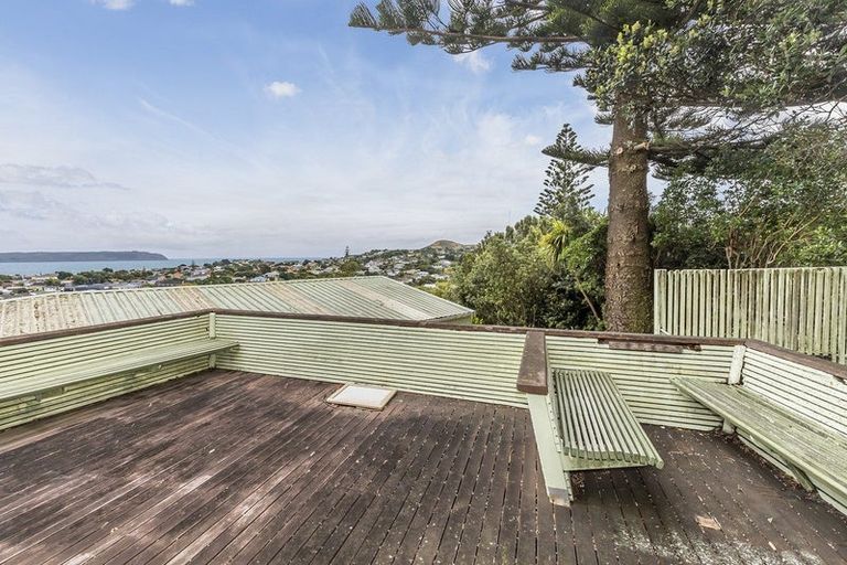 Photo of property in 15 Spur Grove, Titahi Bay, Porirua, 5022