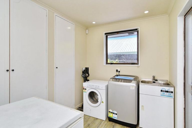 Photo of property in 11 Ludlow Place, Parklands, Christchurch, 8083