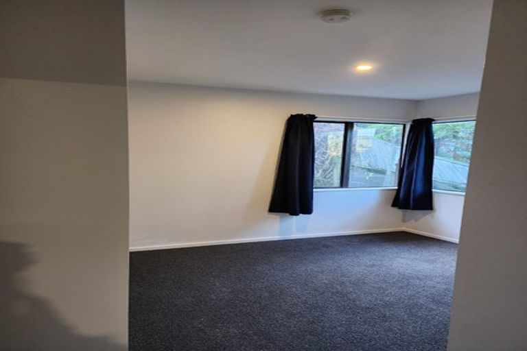 Photo of property in 20a Olivia Crescent, Tawa, Wellington, 5028