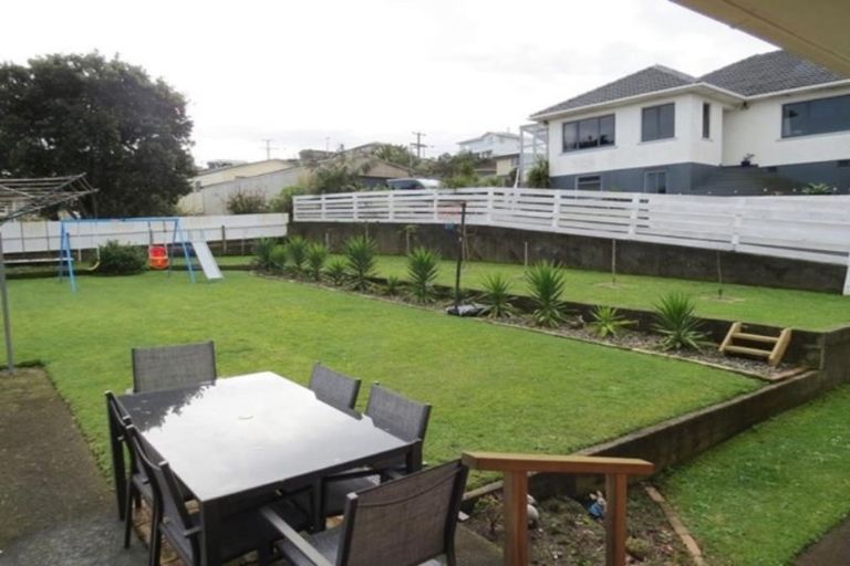 Photo of property in 68 Ngamotu Road, Spotswood, New Plymouth, 4310