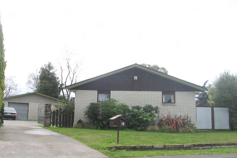 Photo of property in 18 Fleetwood Crescent, Flaxmere, Hastings, 4120