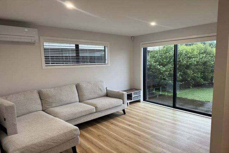Photo of property in 6e Huia Street, Tawa, Wellington, 5028