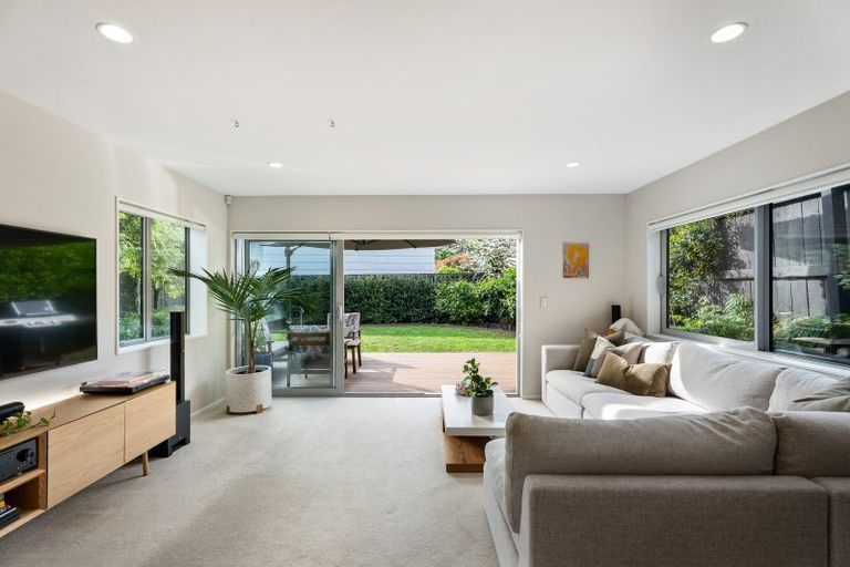 Photo of property in 38c Ireland Road, Mount Wellington, Auckland, 1060