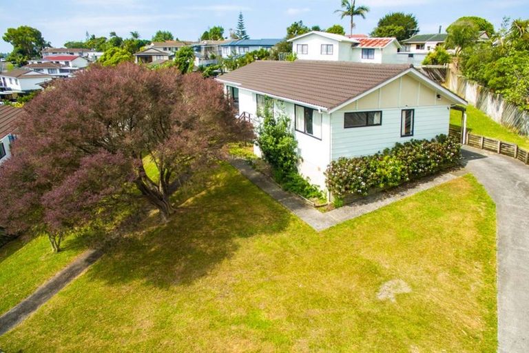 Photo of property in 86 Sunvue Road, Glen Eden, Auckland, 0602