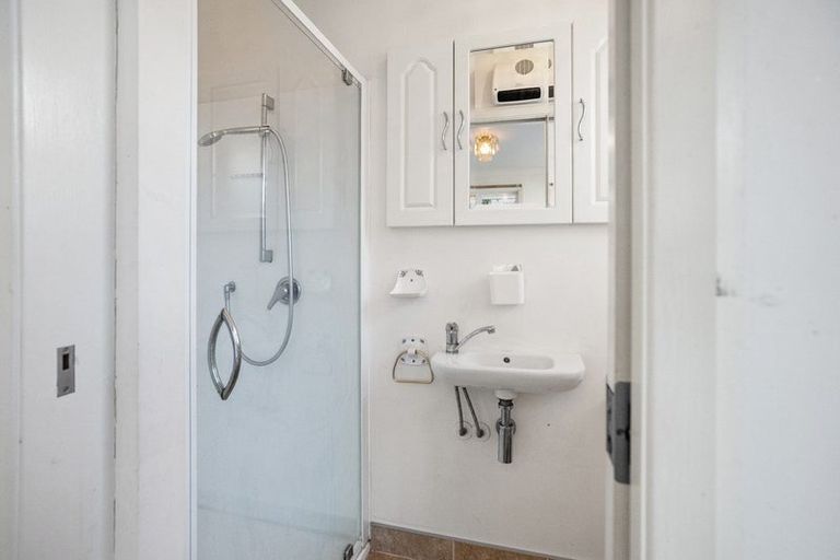 Photo of property in 333 Kapiti Road, Paraparaumu Beach, Paraparaumu, 5032