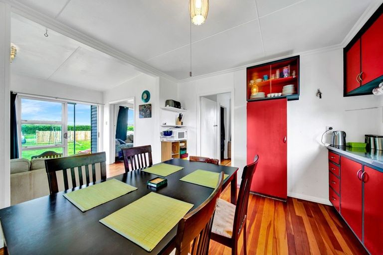 Photo of property in 95 Clifford Road, Eltham, 4322