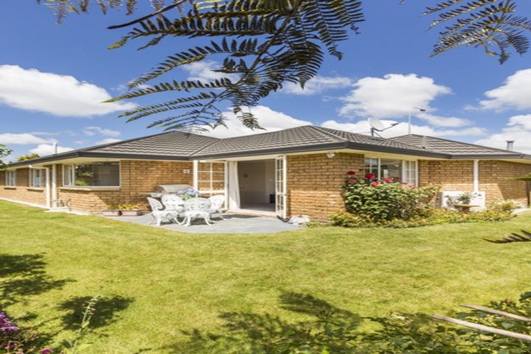Photo of property in 71 Amberley Avenue, Highbury, Palmerston North, 4412