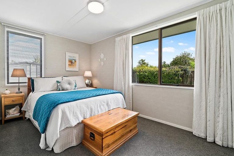 Photo of property in 6 Marsh Place, Cromwell, 9310