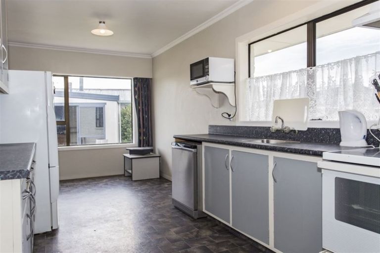 Photo of property in 24 Steele Street, Hornby, Christchurch, 8042