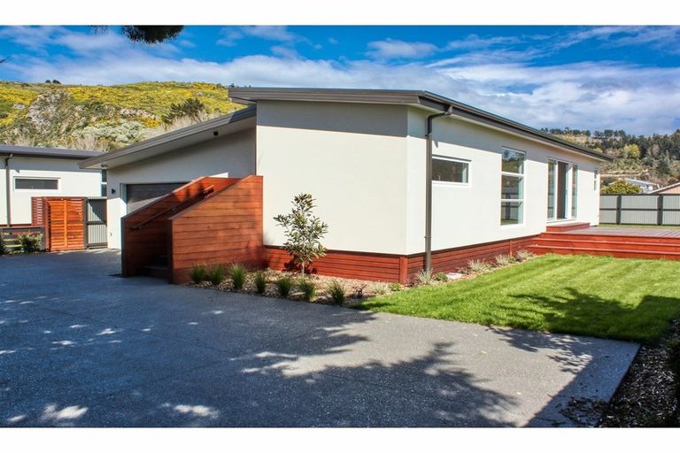 Photo of property in 271 Opawa Road, Hillsborough, Christchurch, 8022